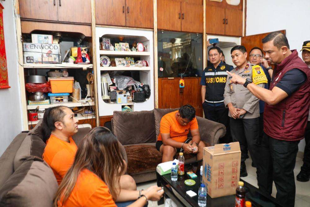 Bareskrim Polri bongkar clandistine lab milik pasangan suami istri di Medan (dok. IDN Times/Istimewa)