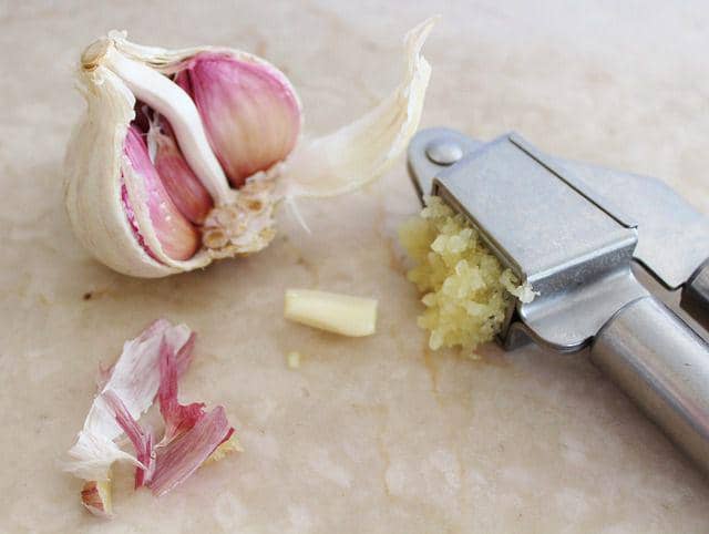 ilustrasi garlic press (pixabay.com/Ulrike Mai)