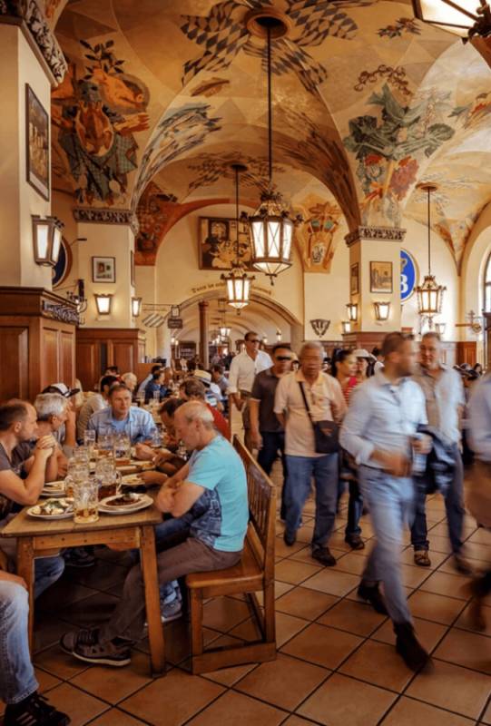 Potret Hofbrauhaus Munchen, Jerman (hofbraeuhaus.de)