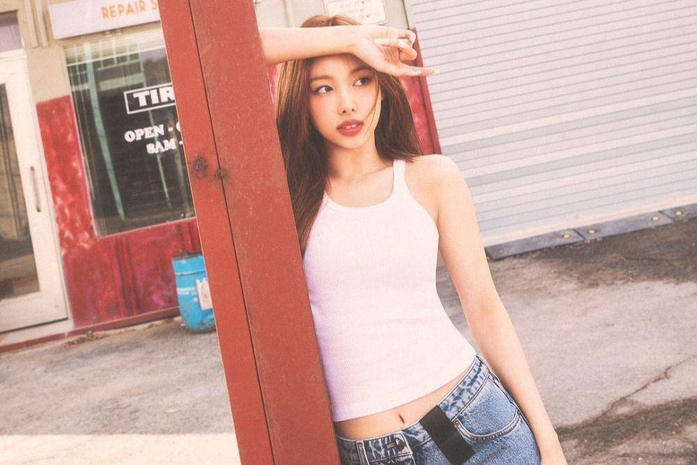 potret Nayeon TWICE di mini album NA (instagram.com/twicetagram)