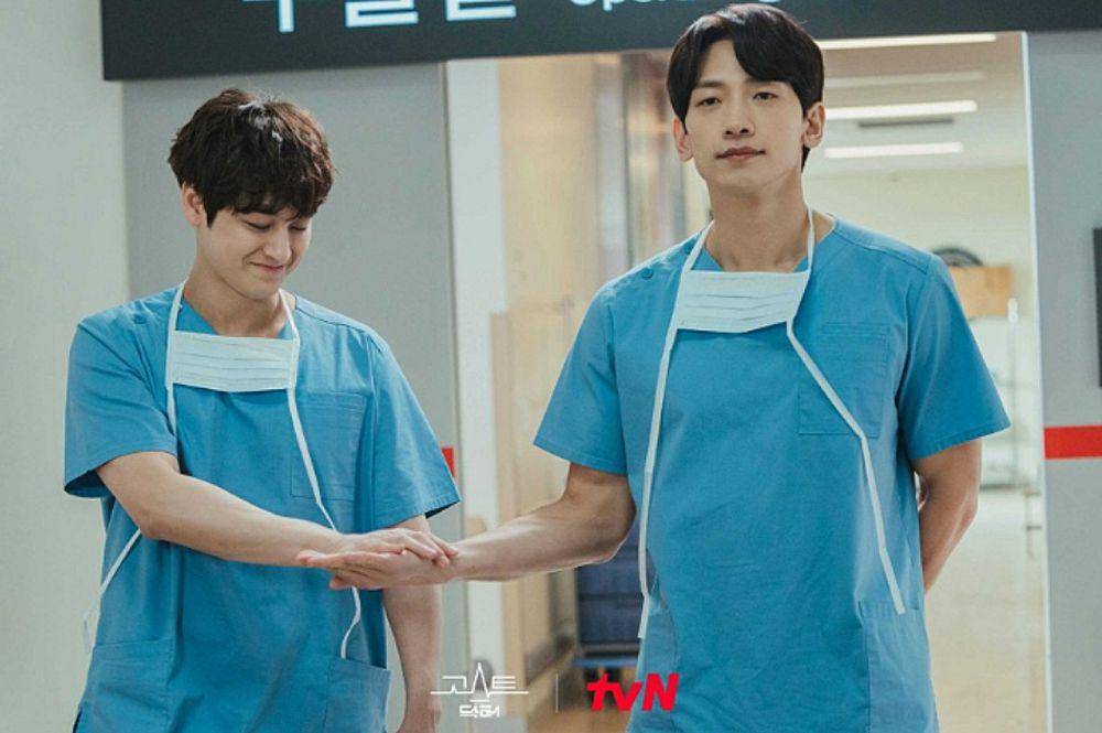 still cuts drama Ghost Doctor (dok. tvN/ Ghost Doctor)