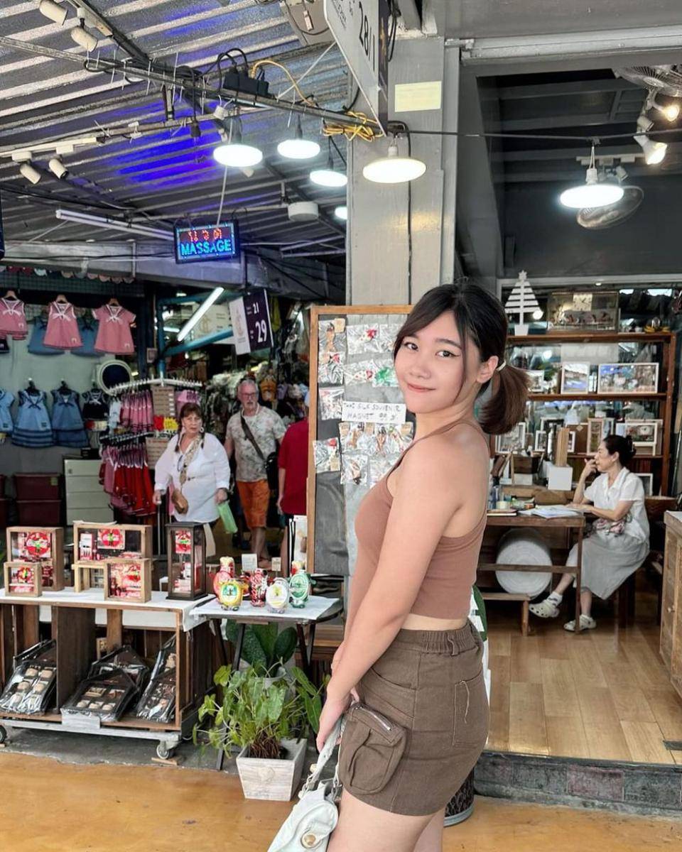 Pucchi eks JKT48 (instagram.com/_copuco)