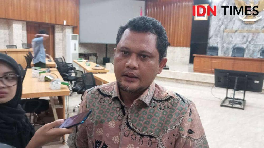 Ketua Bawaslu NTB Itratip. (IDN Times/Muhammad Nasir)