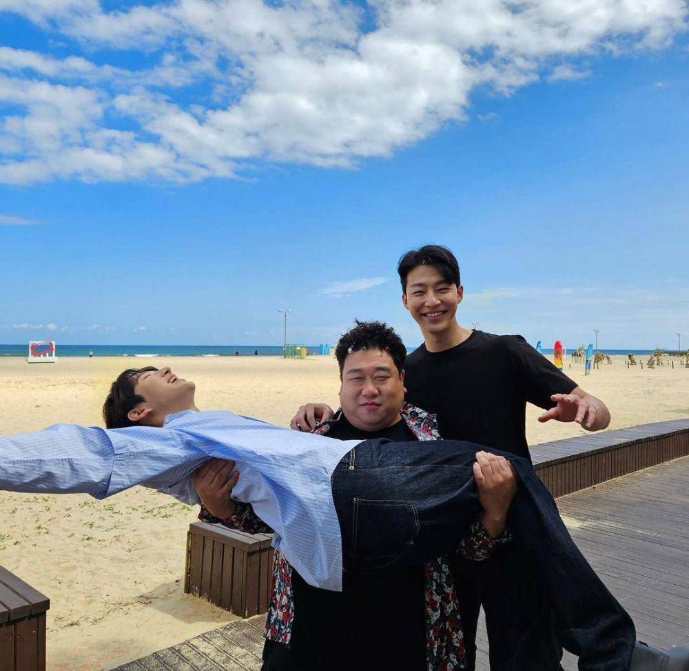potret keseruan pemain High School Return of a Gangster (instagram.com/__bongjaehyun__)