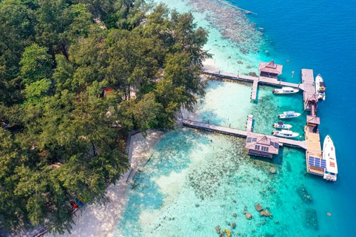 [QUIZ] Pilih Kepulauan Seribu atau Karimunjawa, Ini Destinasi Liburan yang Cocok untukmu!