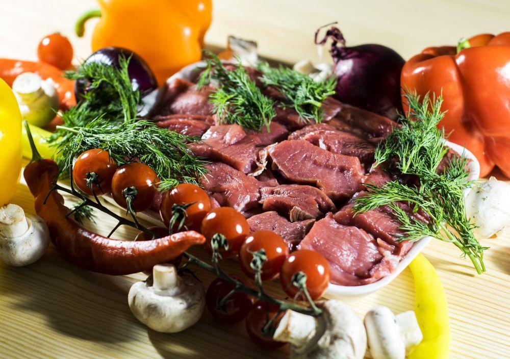 5 Perbedaan Daging Kambing dan Domba yang Sekilas Mirip