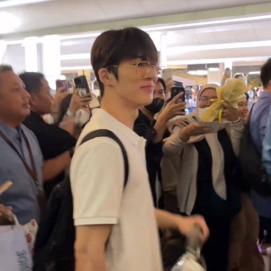 B.I saat tiba di Indonesia untuk konser Hype Up (twitter.com/hanbin_king131)