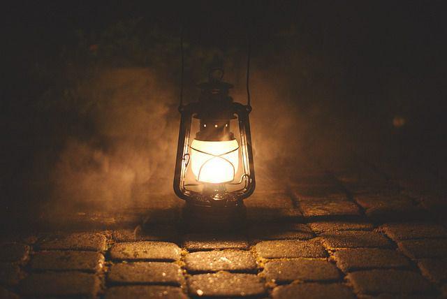 5 Aktivitas  Seru saat Mati Lampu, Ampuh Hilangkan Rasa Bosan!