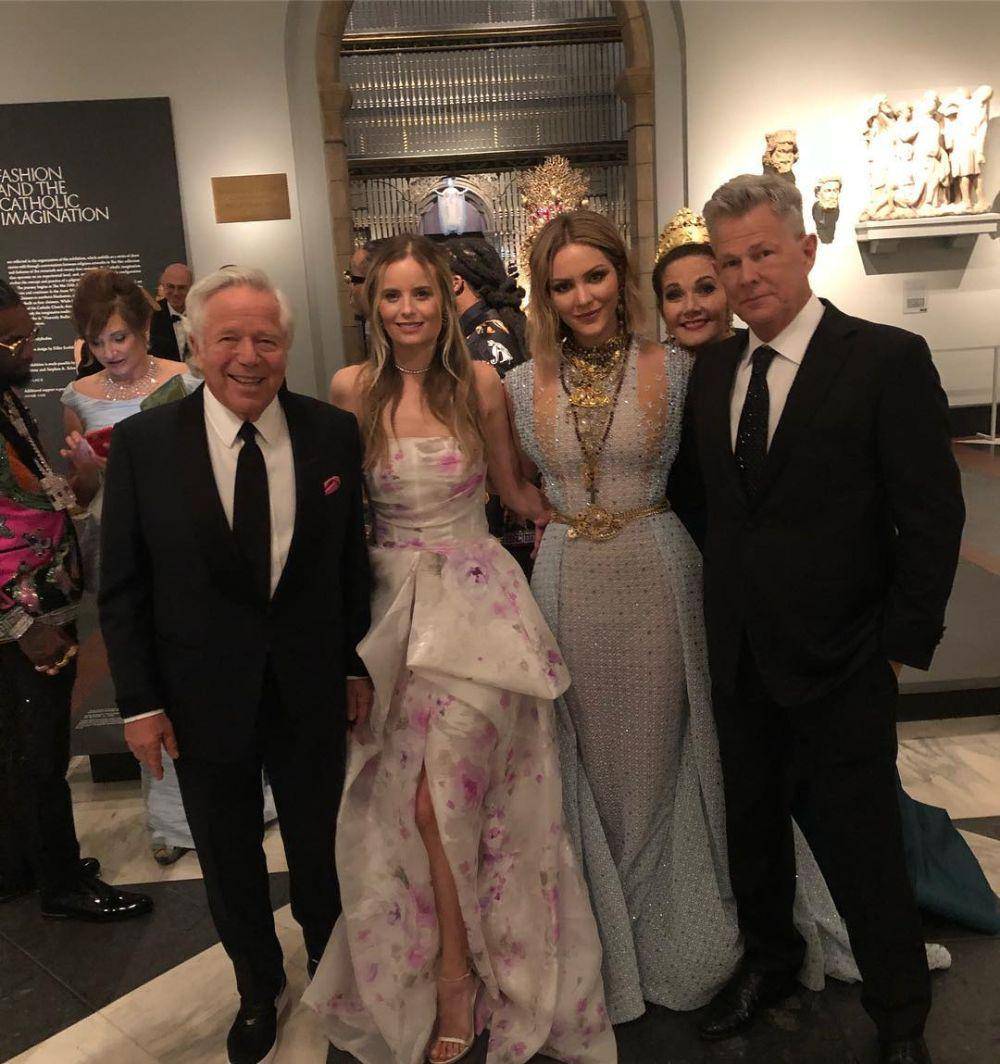 Gaya Couple David Foster dan Katharine McPhee. (instagram.com/davidfoster)