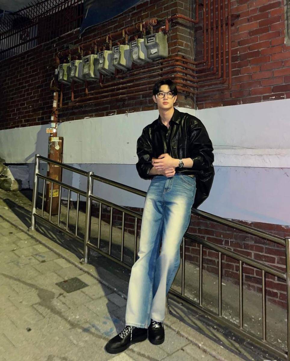 outfit traveling ala Kim Jae Won (instagram.com/rlawodnjs_)