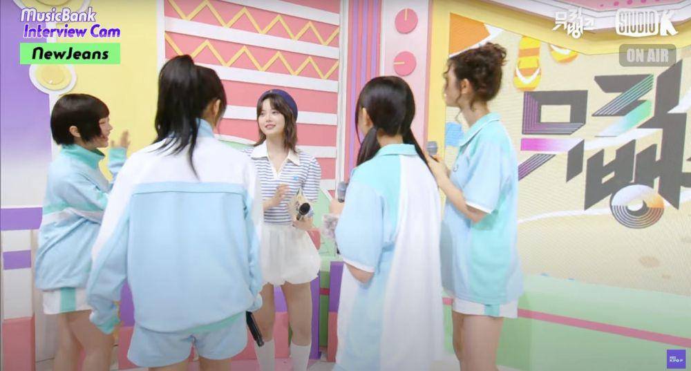 momen NewJeans dan Eun Chae LE SSERAFIM ngobrol (dok. KBS via youtube.com/KBSKpop)