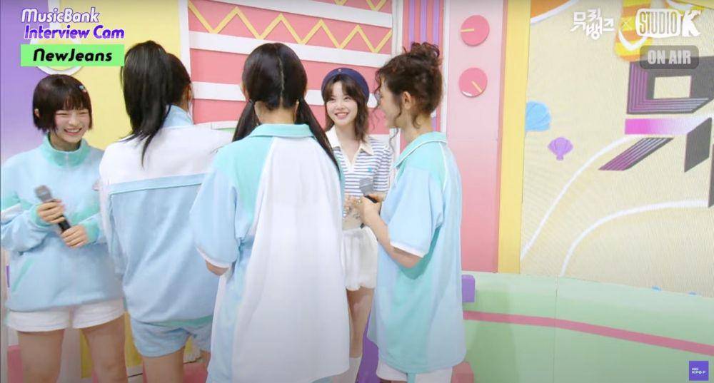 momen NewJeans dan Eun Chae LE SSERAFIM ngobrol (dok. KBS via youtube.com/KBSKpop)