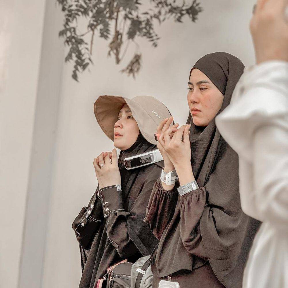 potret keluarga Raffi Ahmad wukuf di Arafah (instagram.com/priotralala)