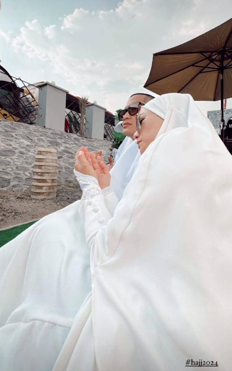 potret Citra Kirana dan Rezky Adhitya wukuf di Arafah (instagram.com/citraciki)