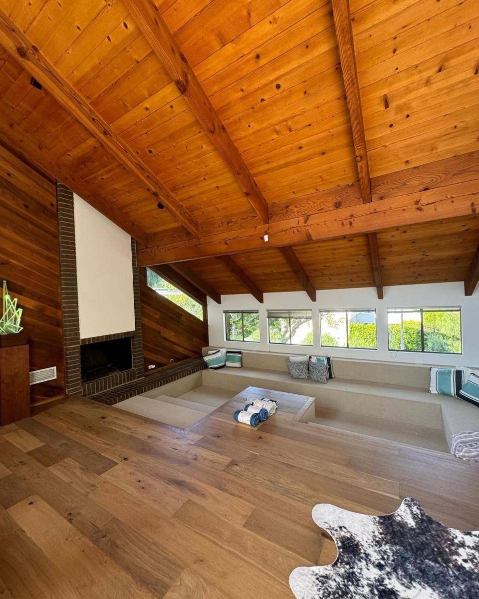 rumah Juragan 99 dan Shandy di Beverly Hills (Instagram.com/wanda_haraa)