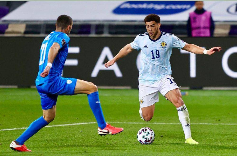 Che Adams (19) (instagram.com/cheadams_)