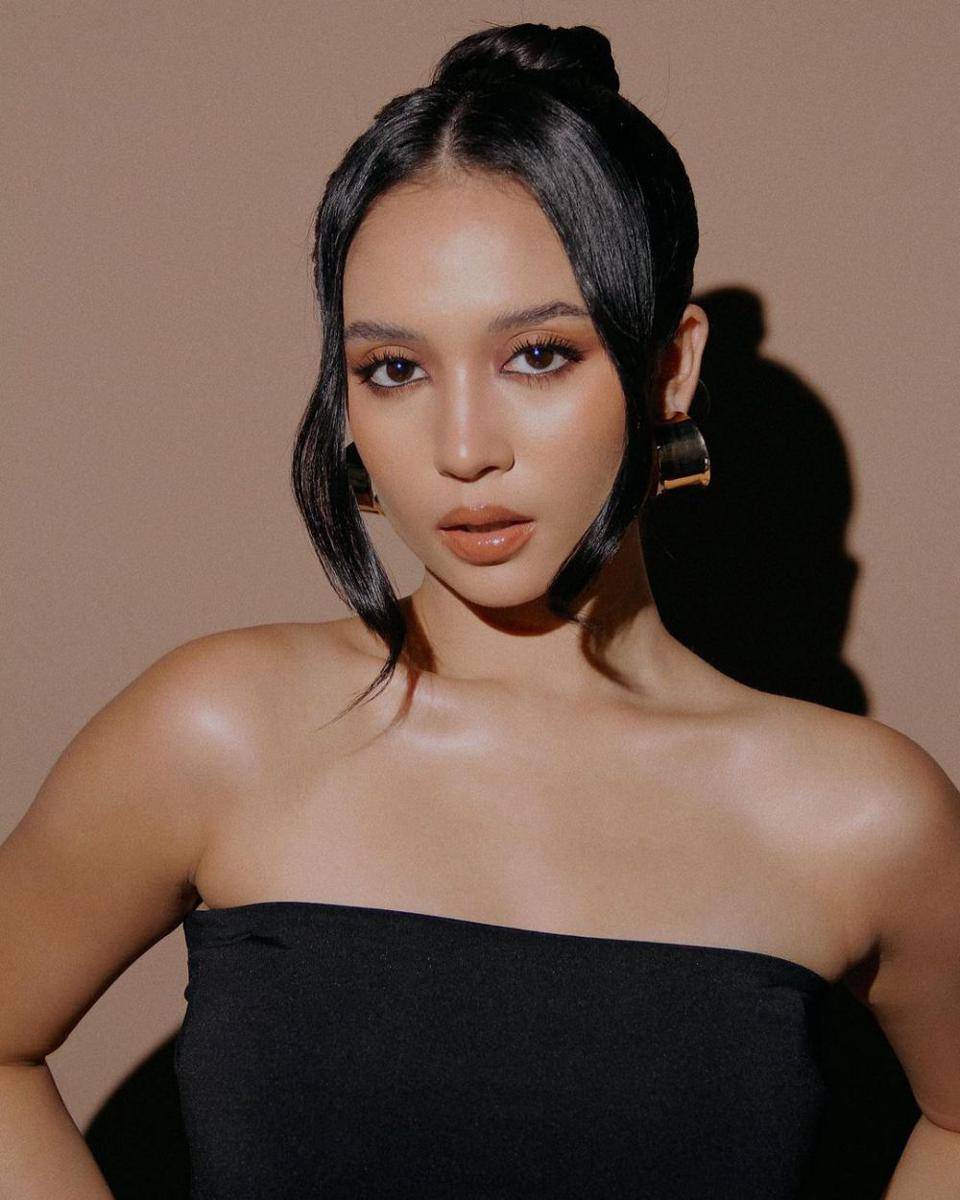 inspirasi makeup soft glam ala Asha Assuncao (instagram.com/asha.assuncao)