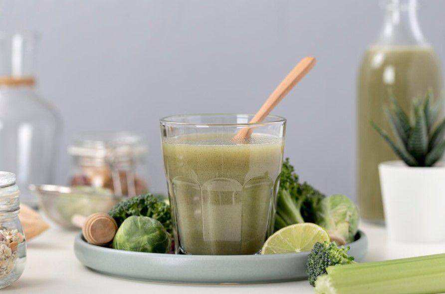 ilustrasi jus detoks (freepik.com/freepik)