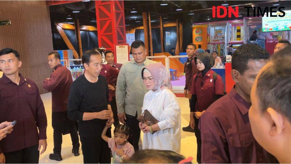 Bupati Sukoharjo Tiba-tiba Temui Jokowi di The Park Mall