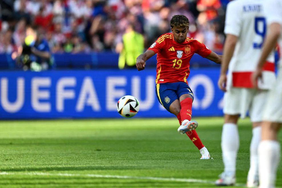 3 Pemain Spanyol Cetak Rekor saat Kalahkan Kroasia di Euro 2024