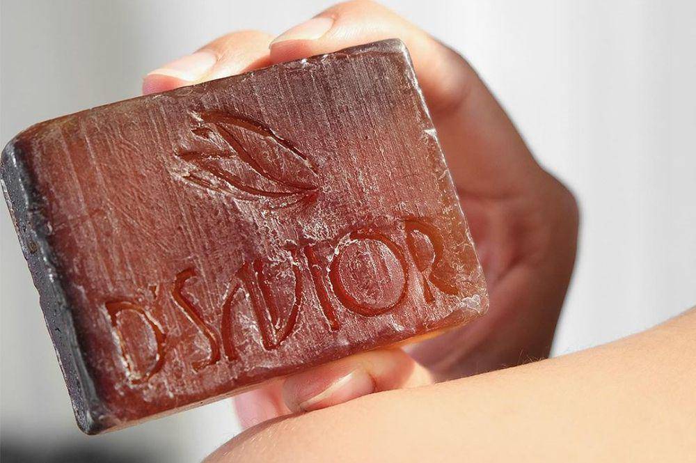 D'Savior - Arabican Scrub Soap (instagram.com/dsaviorbeautyofficial)