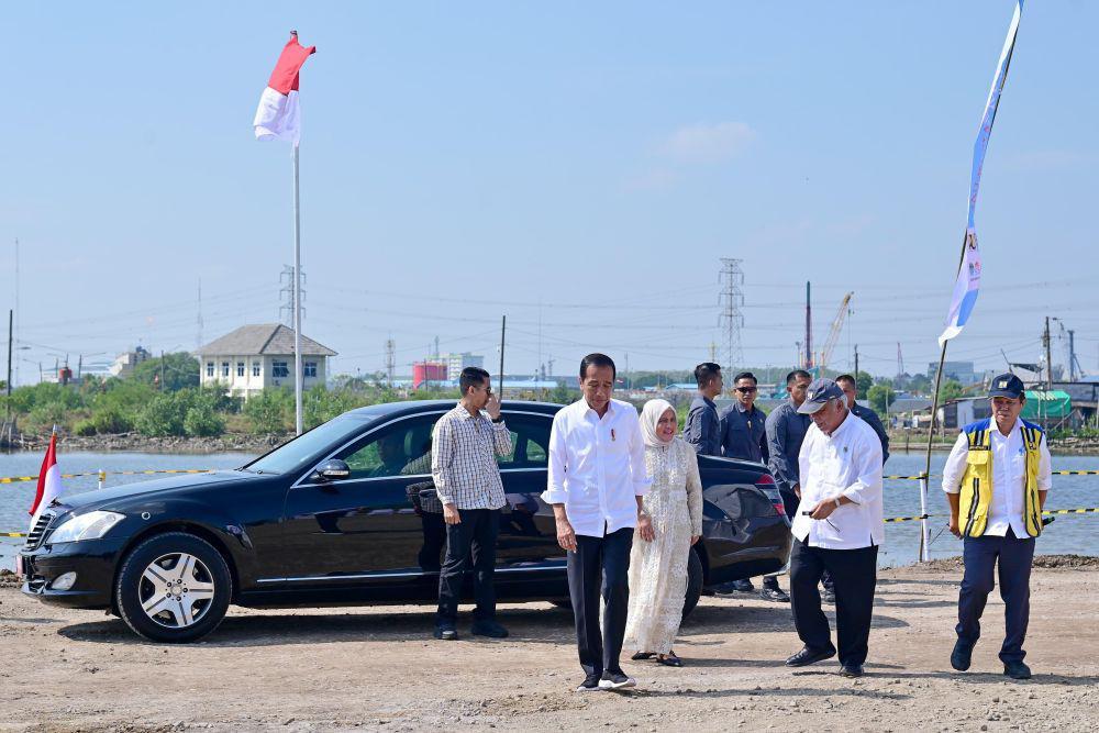 Idul Adha, Jokowi dan Iriana Pantau Proyek Pengendali Banjir Semarang