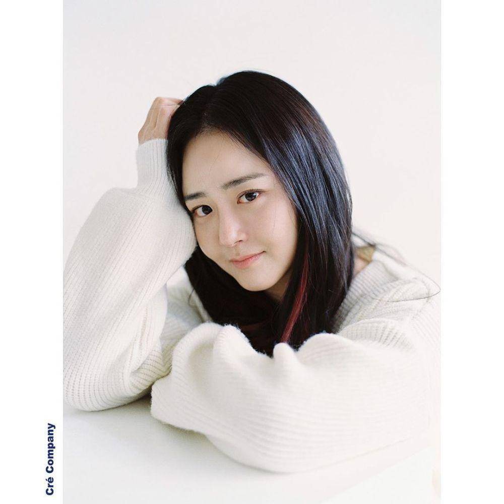 Potret Moon Geun Young (instagram.com/cre_company)