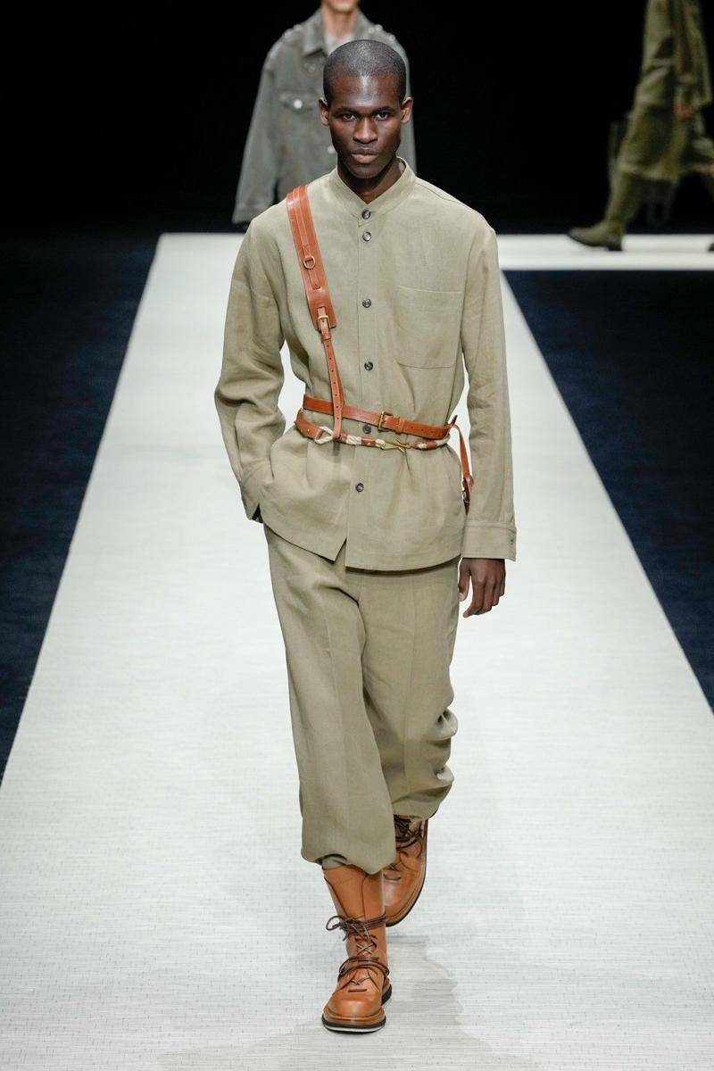 Emporio Armani S/S '25 di Milan Fashion Week Menswear 2024 (instagram.com/soulartistmgmt)