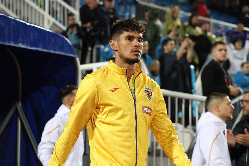 Florinel Coman saat membela Timnas Rumania. (instagram.com/7coman_)