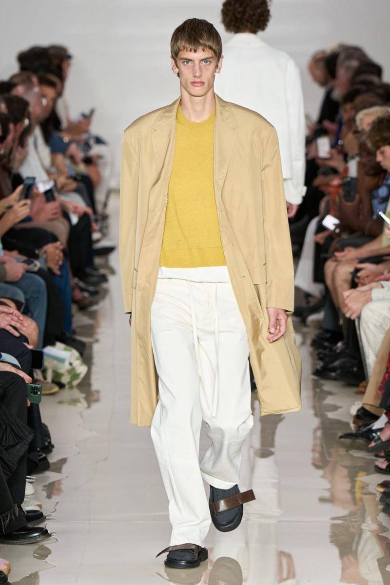 Neil Barrett S/S '25 di Milan Fashion Week 2024 (instagram.com/uniquemodelsdenmark)