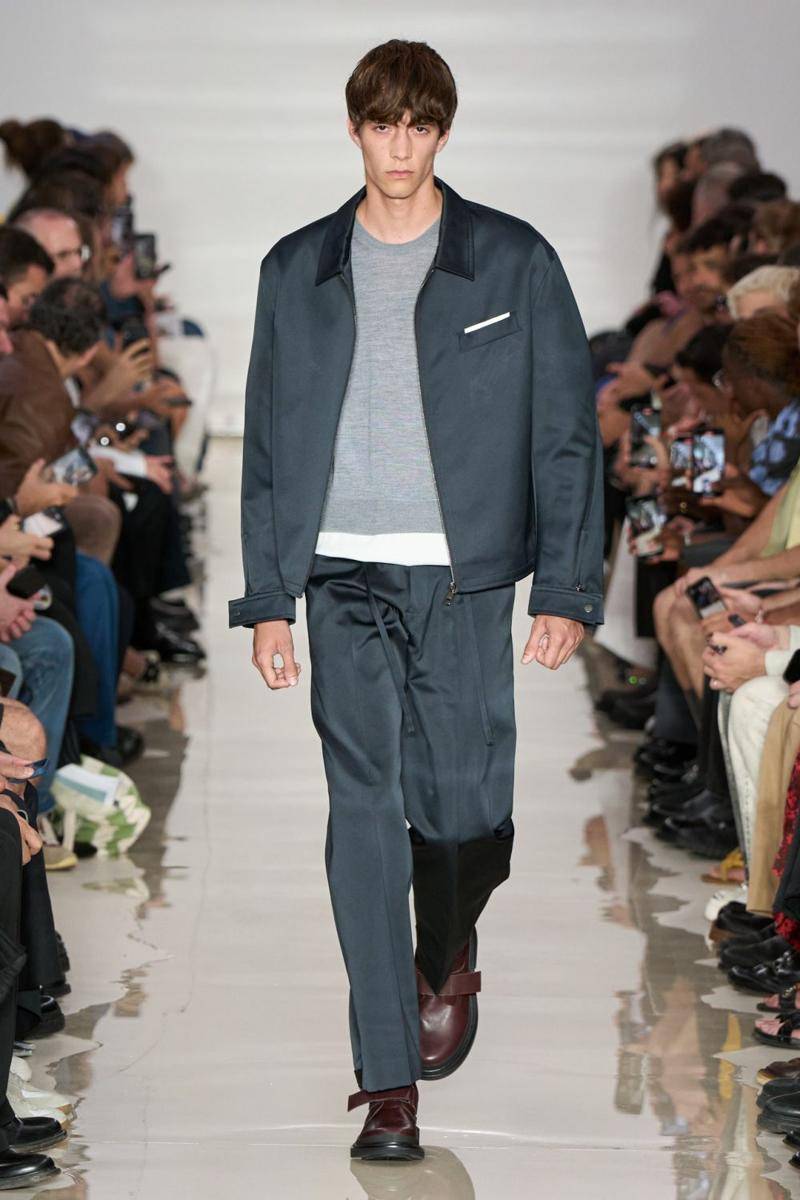 Neil Barrett S/S '25 di Milan Fashion Week 2024 (instagram.com/neilbarrett)
