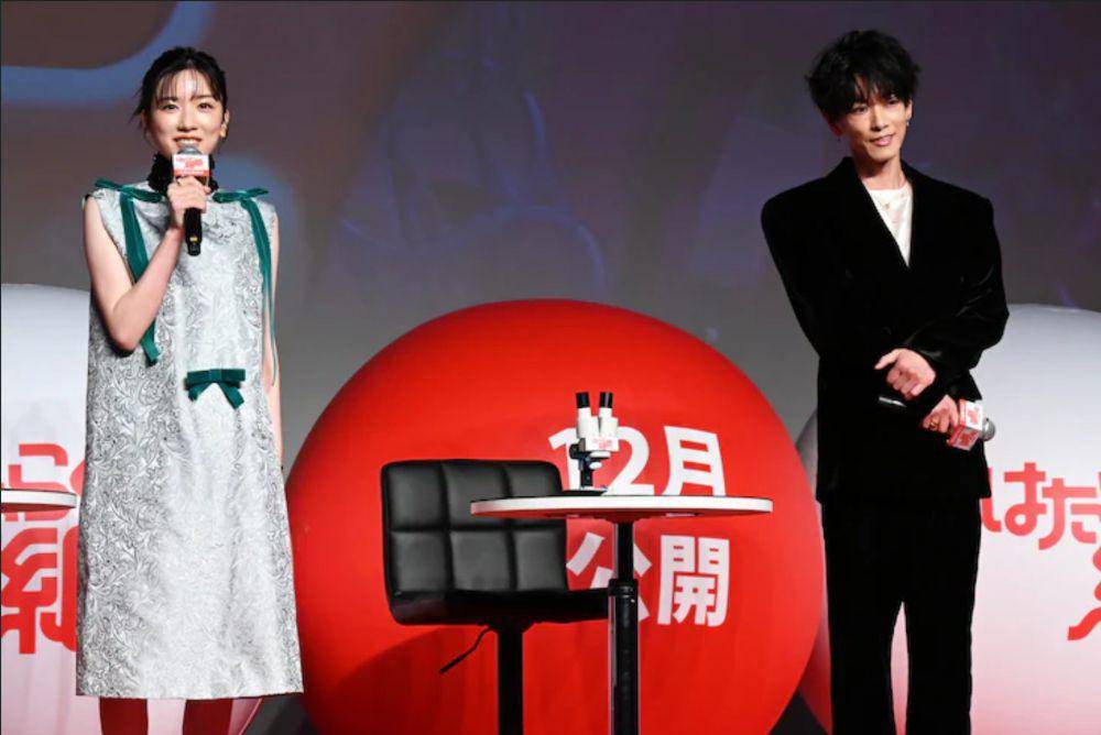 Mei Nagano dan Takeru Satoh untuk film live action Cells at Work! (Warnerbros.co.jp/saibou-movie)