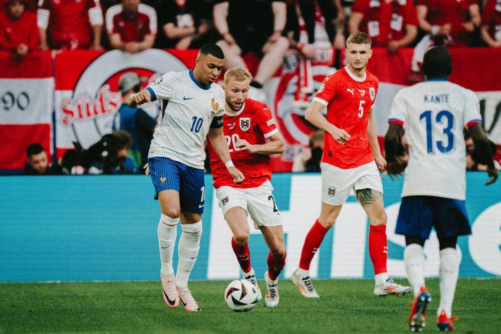 Duel Prancis melawan Austria. (Uefa.com)