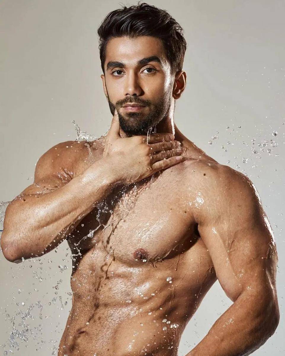 Mister Supranational Malaysia 2024, Siavesh Akbari (instagram.com/dr.siavash1993)