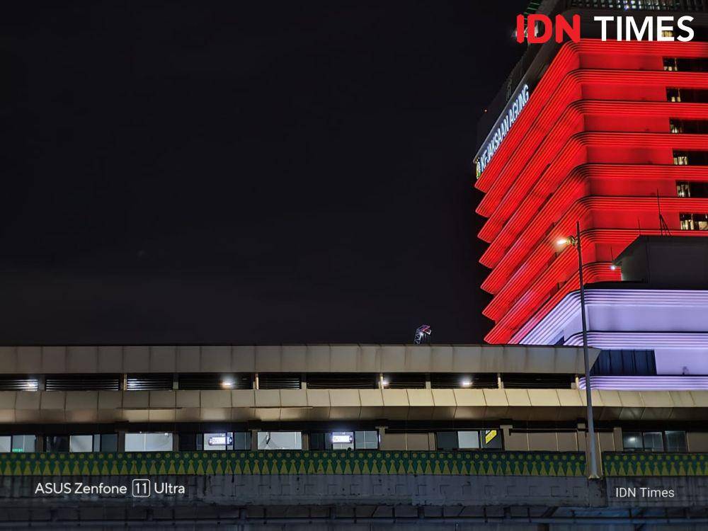 hasil jepretan kamera malam ASUS Zenfone 11 Ultra (IDN Times/Fatkhur Rozi)