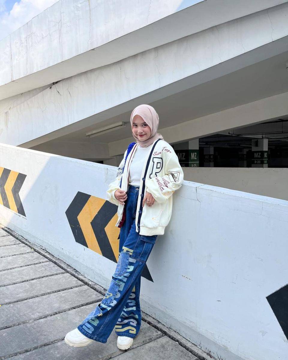 Siska Amera (instagram.com/siskaamera)