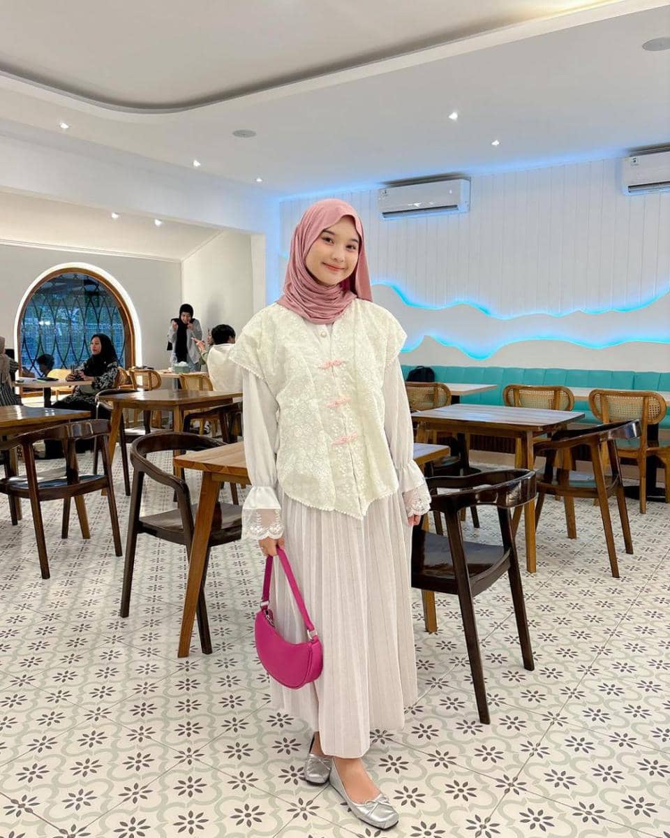 Siska Amera (instagram.com/siskaamera)