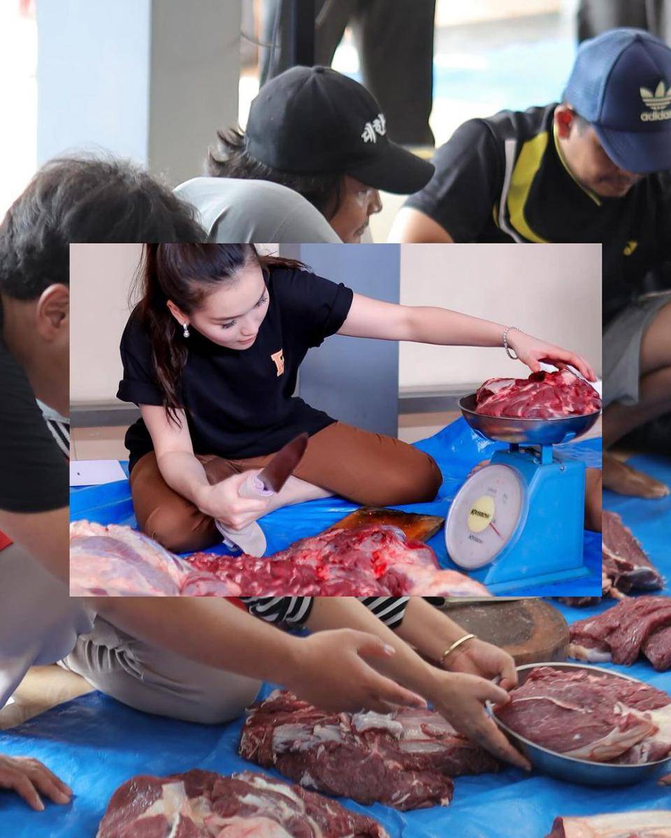 potret Ayu Ting Ting sembelih sapi (instagram.com/ayutingting92)