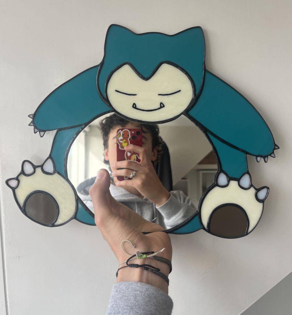 potret karya buatan tangan bertema Snorlax (reddit.com/user/Sea-Cryptographer311)