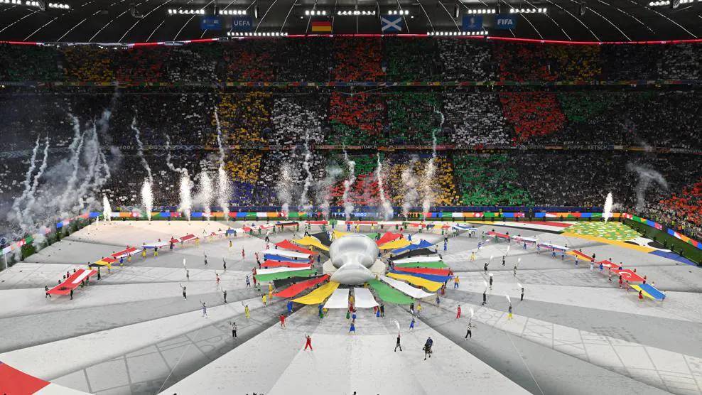 Upacara pembukaan UEFA EURO 2024 di stadion Munich. (UEFA.com)