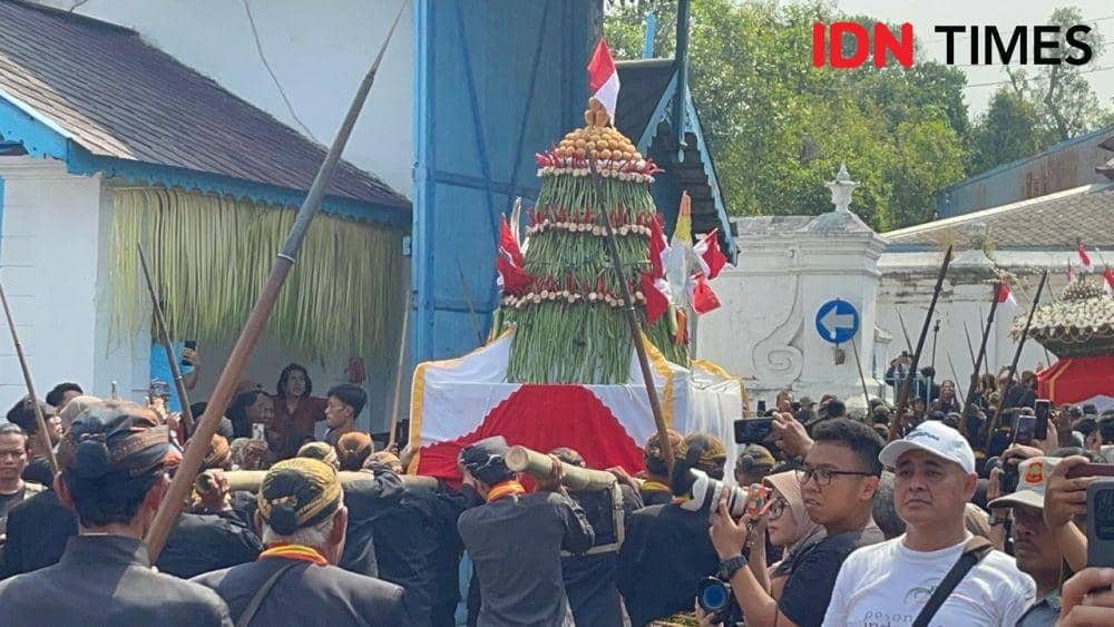Grebeg Besar Idul Adha Keraton Surakarta Hadiningrat. (IDN Times/Larasati Rey)