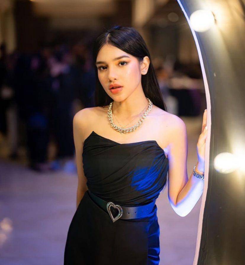 biodata dan profil Davina Karamoy (Instagram.com/davinaakaramoy)