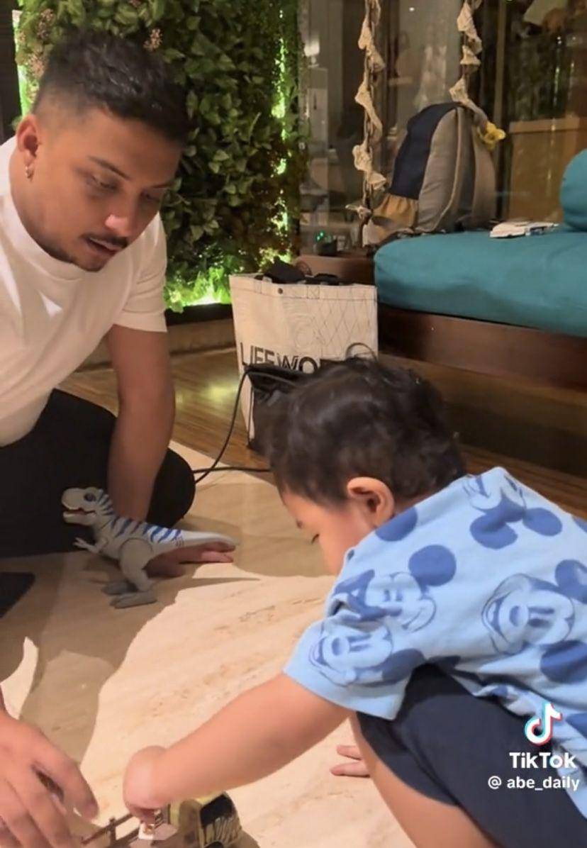 potret Sal Priadi ketemu Abe Cekut (tiktok.com/abe_daily)