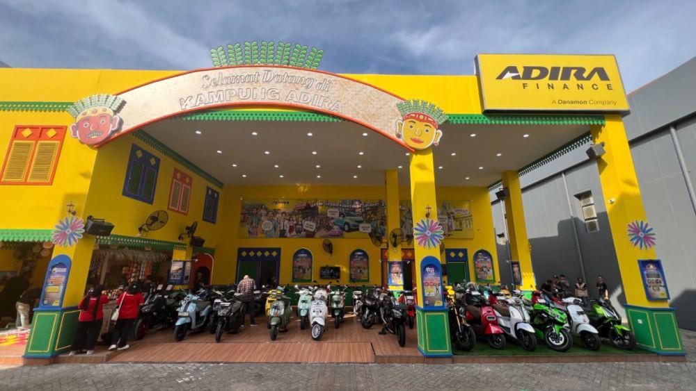 Adira Finance Tawarkan Promo Pembelian Motor dan Mobil di Jakarta Fair