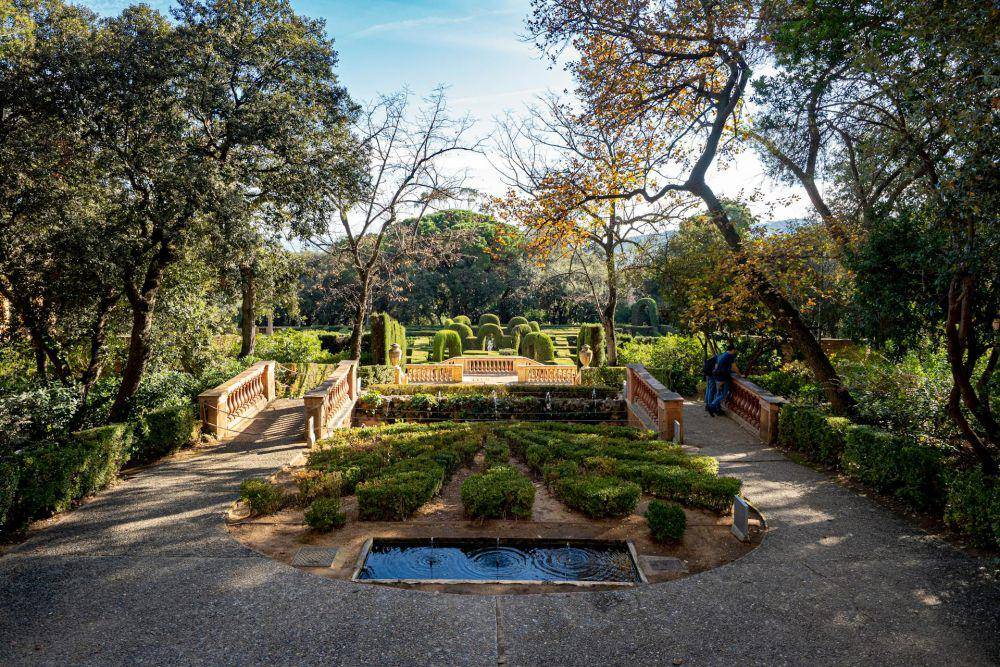 Labyrinth Park of Horta (pexels.com/Manuel Torres Garcia)