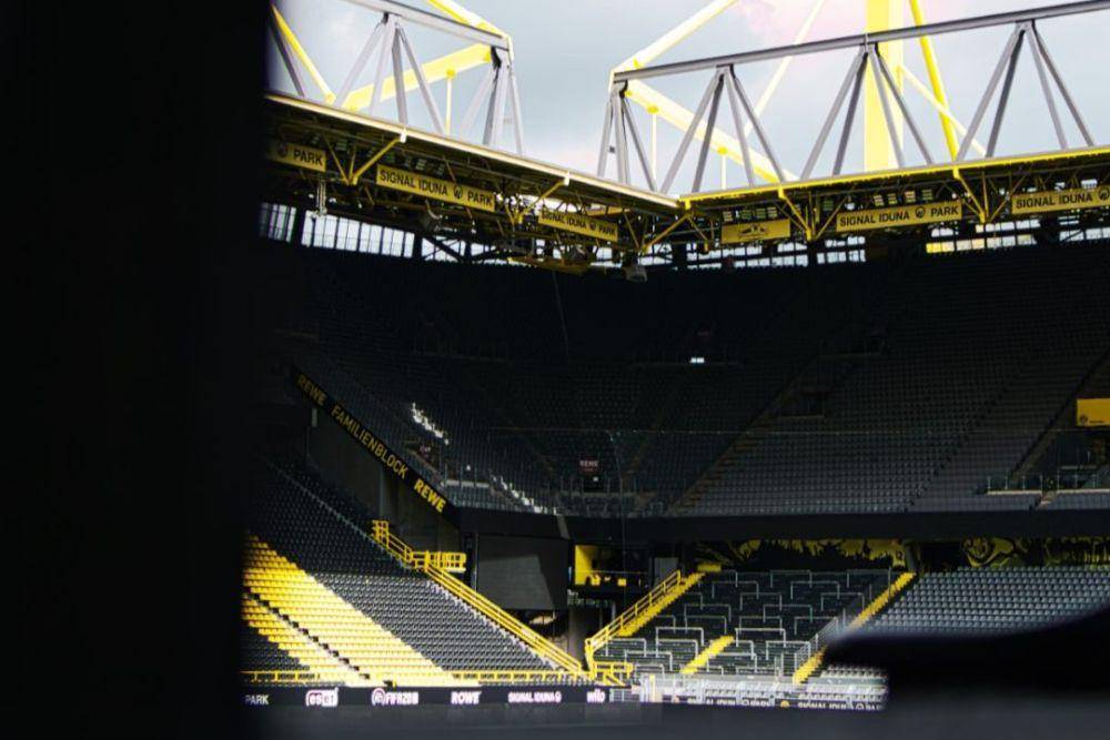 Signal Iduna Park (instagram.com/ signalidunapark09)
