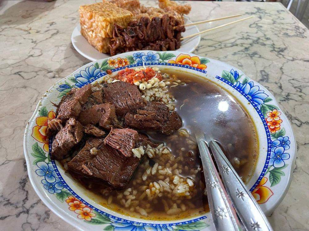 Rawon Tessy (instagram.com/kulineryuk_makanjalan)