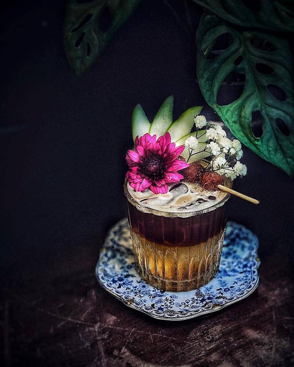 Locahouz (instagram.com/locahouz)