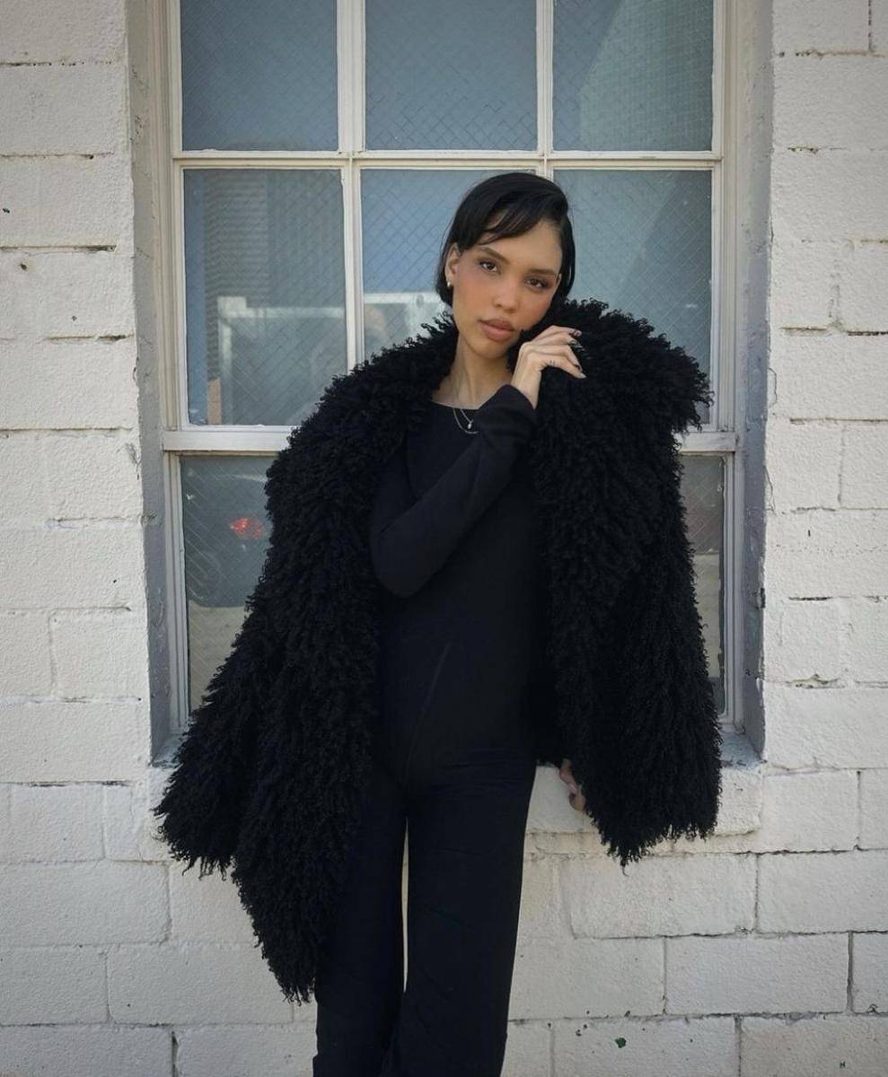 Nara Smith (instagram.com/naraaziza)