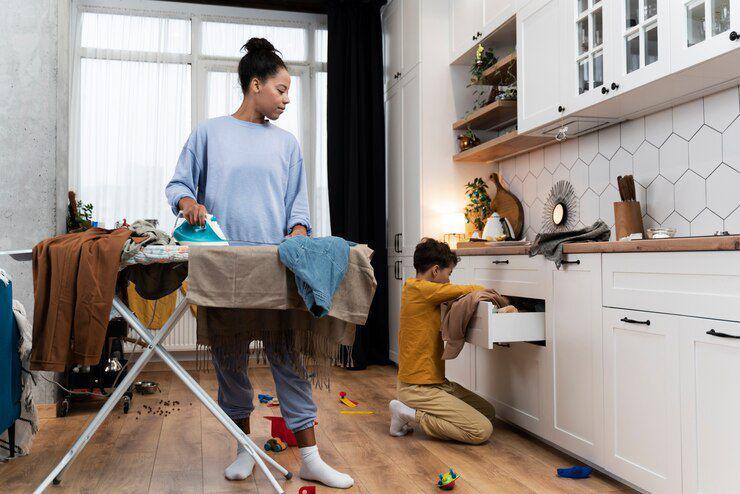 5 Strategi Multitasking untuk Ibu Rumah Tangga, Susun Prioritas!